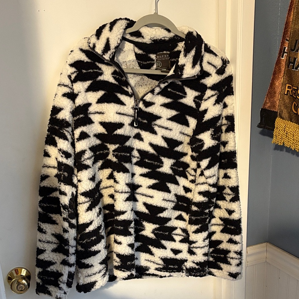 Roper Black and White Aztec Sherpa Quarter Zip